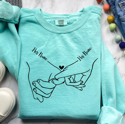 Holding Hands Custom Name – Comfort Colors 1566 Sweatshirt