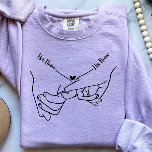 Holding Hands Custom Name – Comfort Colors 1566 Sweatshirt